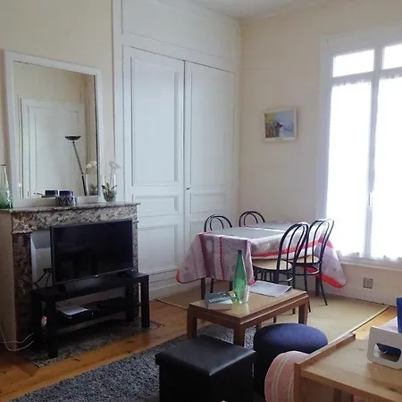 Appartement apartment Rue De La Republique *